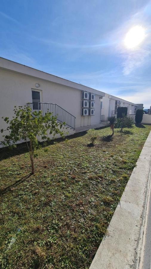 Irish Apartment Complex Budua Esterno foto