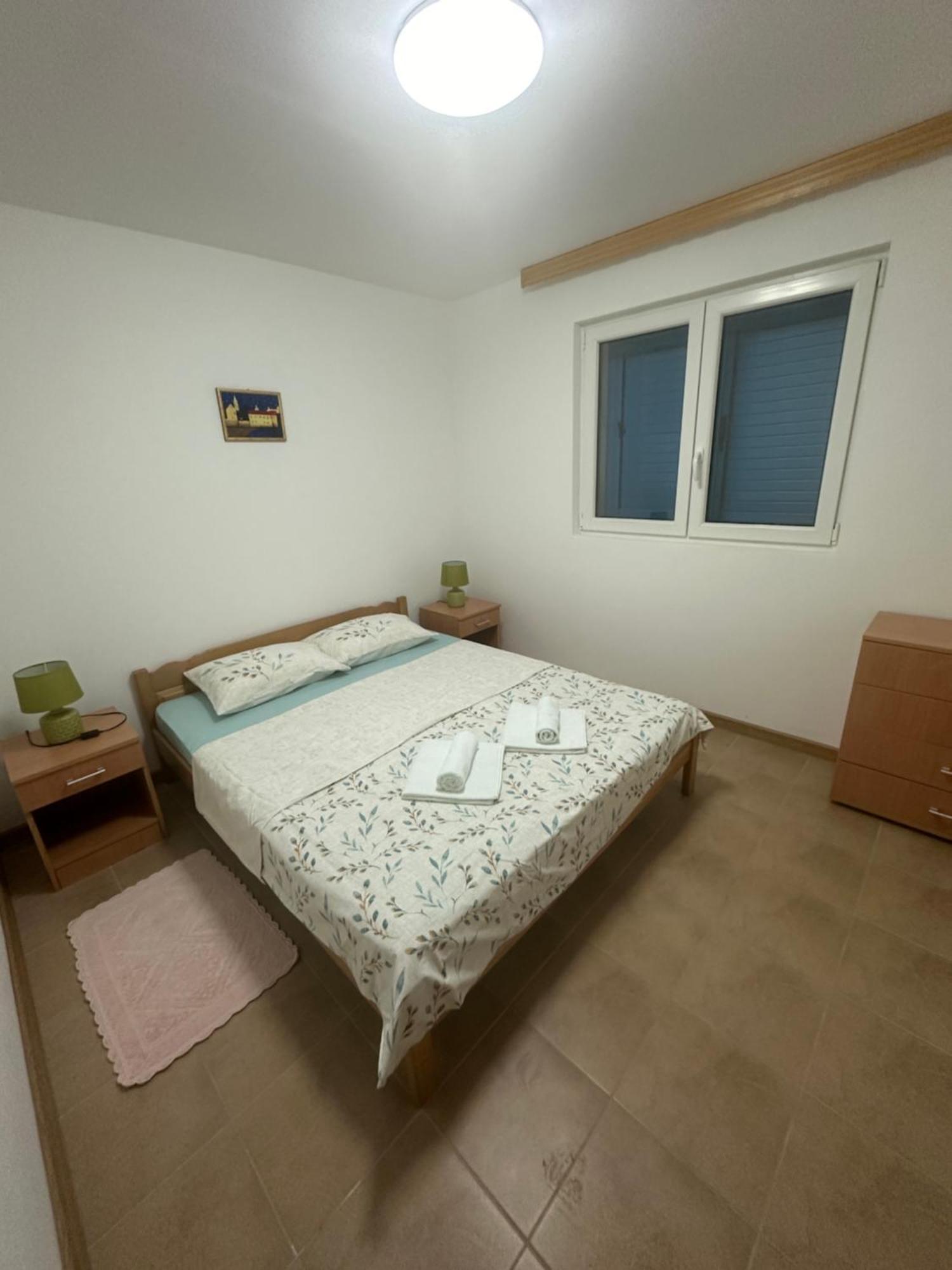 Irish Apartment Complex Budua Esterno foto